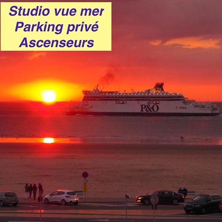 Au Rythme Des Ferrys Lejlighed Calais Eksteriør billede